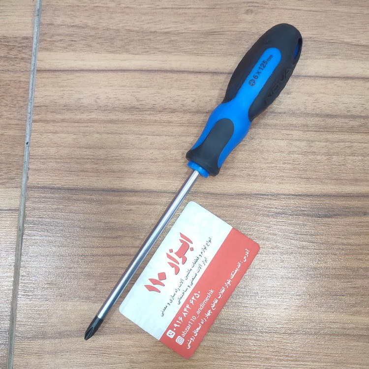 پیچ گوشتی دسته پلاستیکی تکی چهارسو 125*6 میلی متر نووا مدل 1628